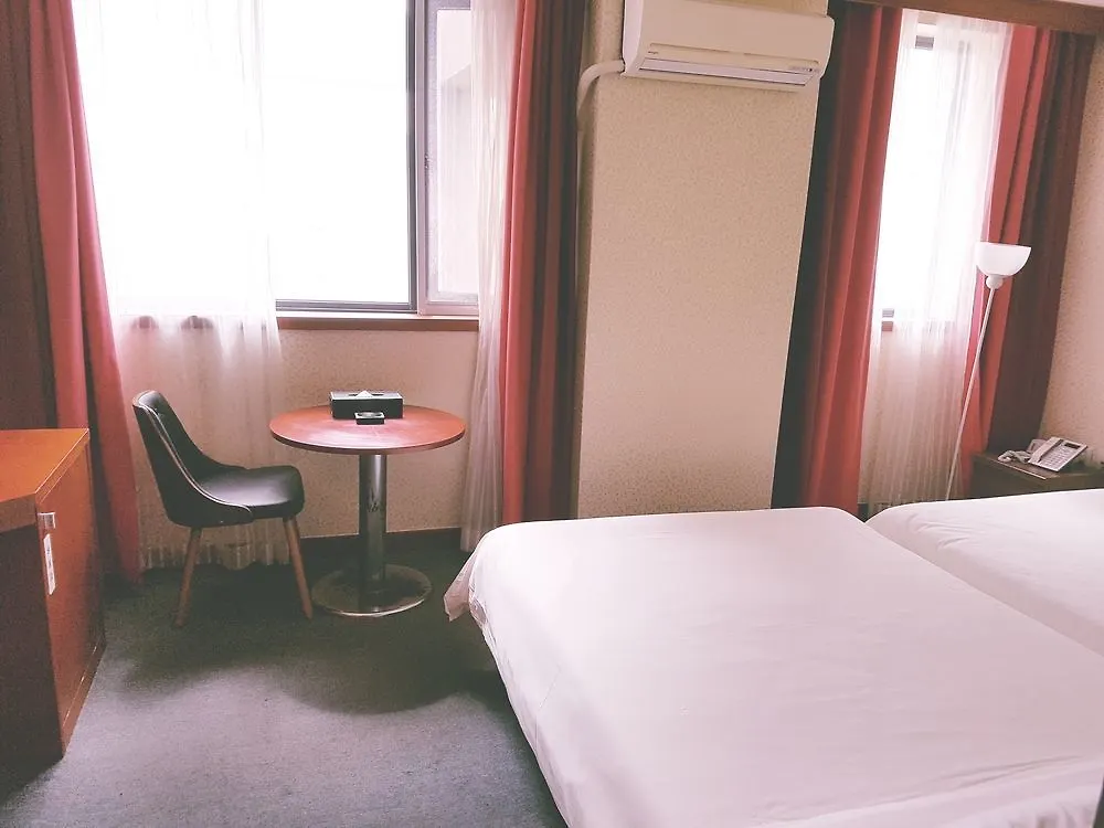 Dawn Beach Hotel Busan 3*,  South Korea